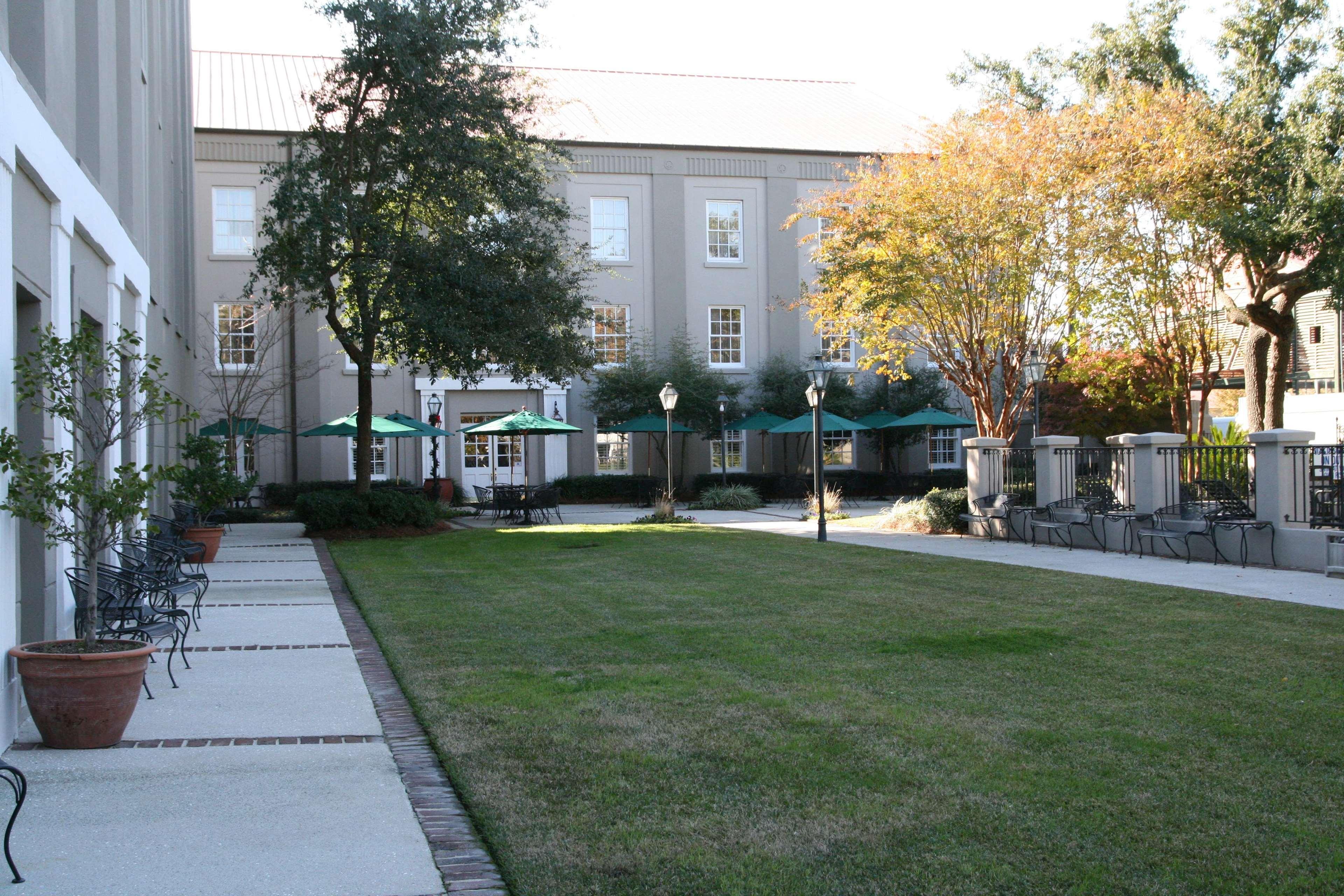 Hampton Inn Charleston-Historic District Exterior photo