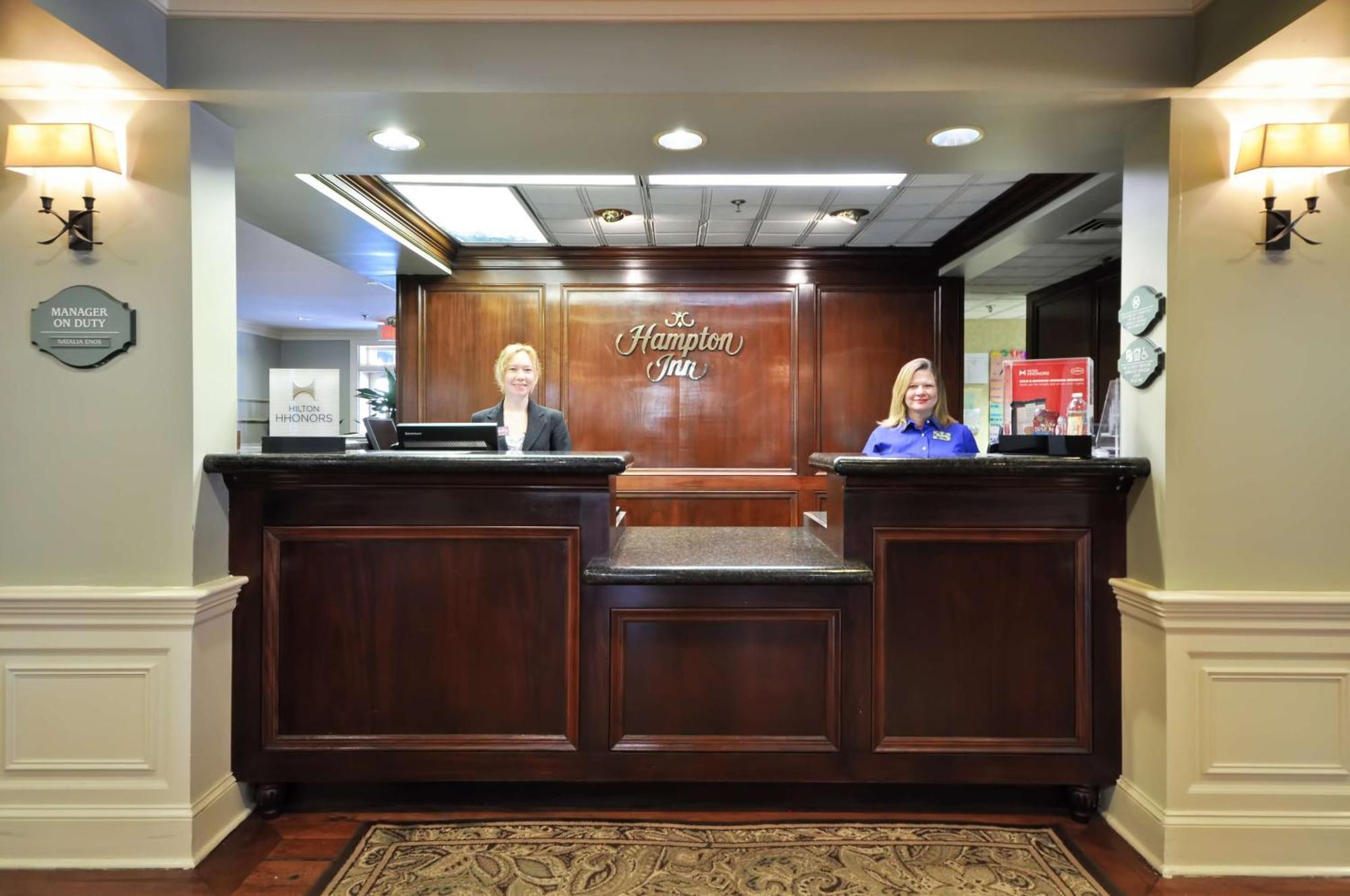 Hampton Inn Charleston-Historic District Exterior photo