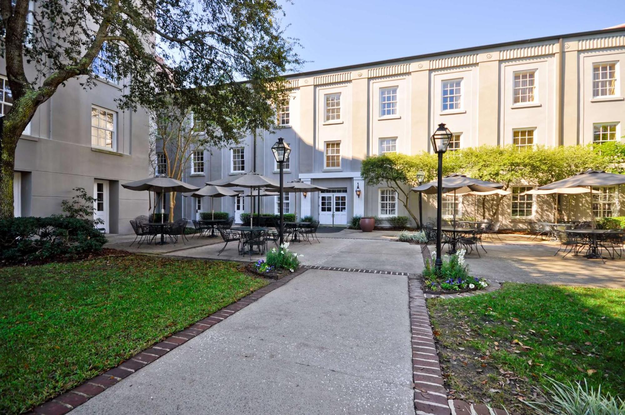 Hampton Inn Charleston-Historic District Exterior photo